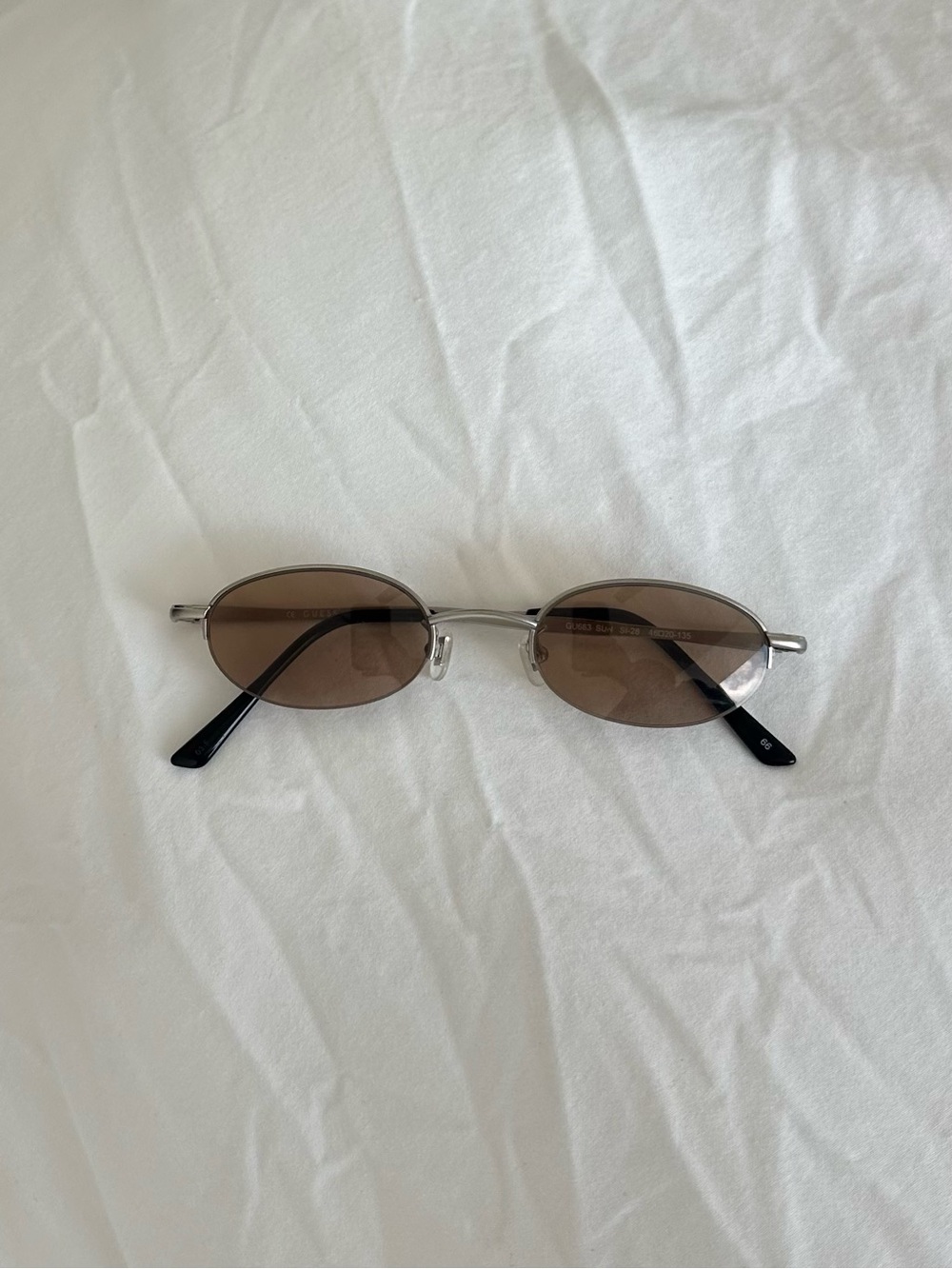 VINTAGE GUESS SUNGLASSES